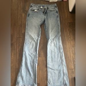 Bootcut real denim low waisted jeans